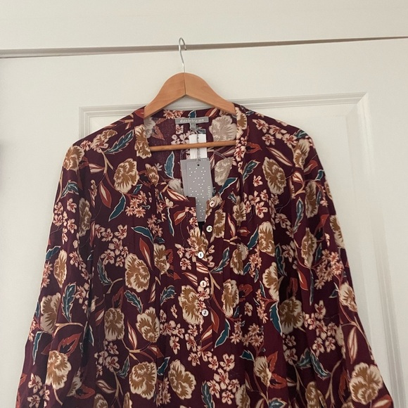 NWT StitchFix Daniel Rainn Amely Split Neck Top Burgundy Floral 2X - Picture 8 of 8